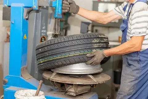 Professional tyre rotation service in Sharjah